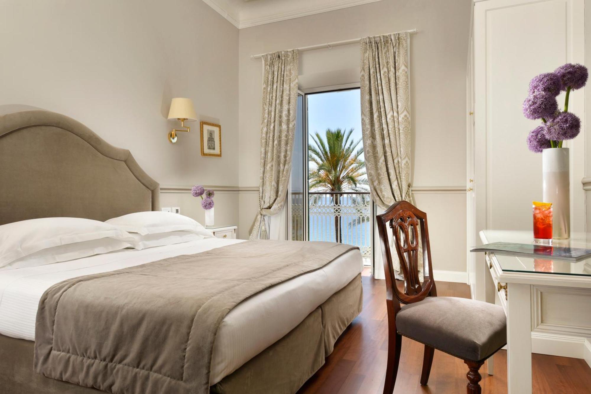 Royal Hotel Sanremo Luaran gambar