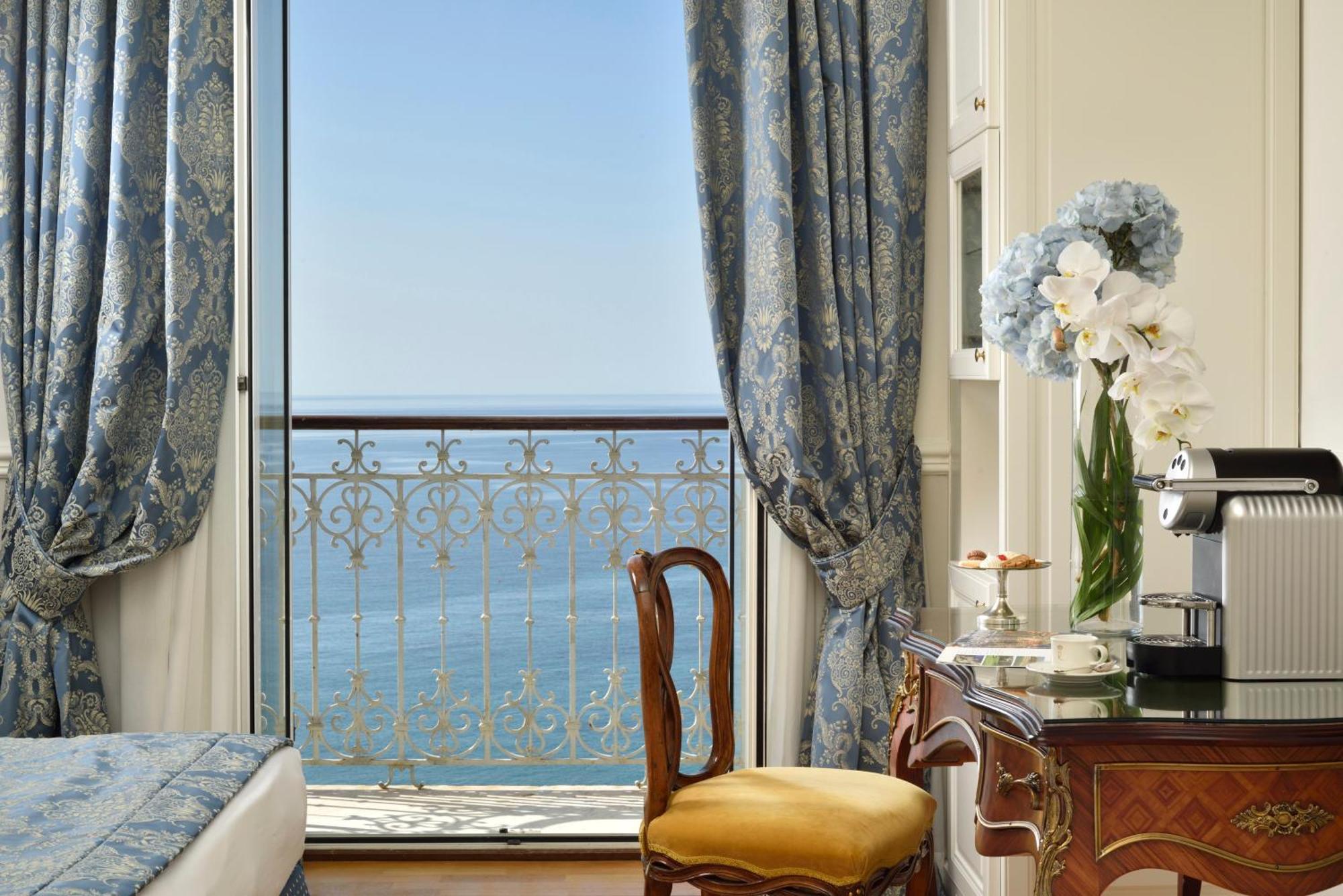 Royal Hotel Sanremo Luaran gambar