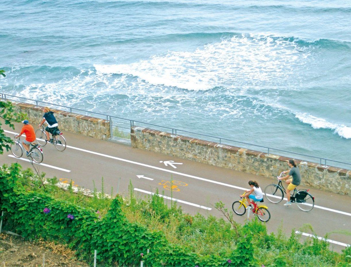 Royal Hotel Sanremo Kemudahan gambar The coastal path at Portzic