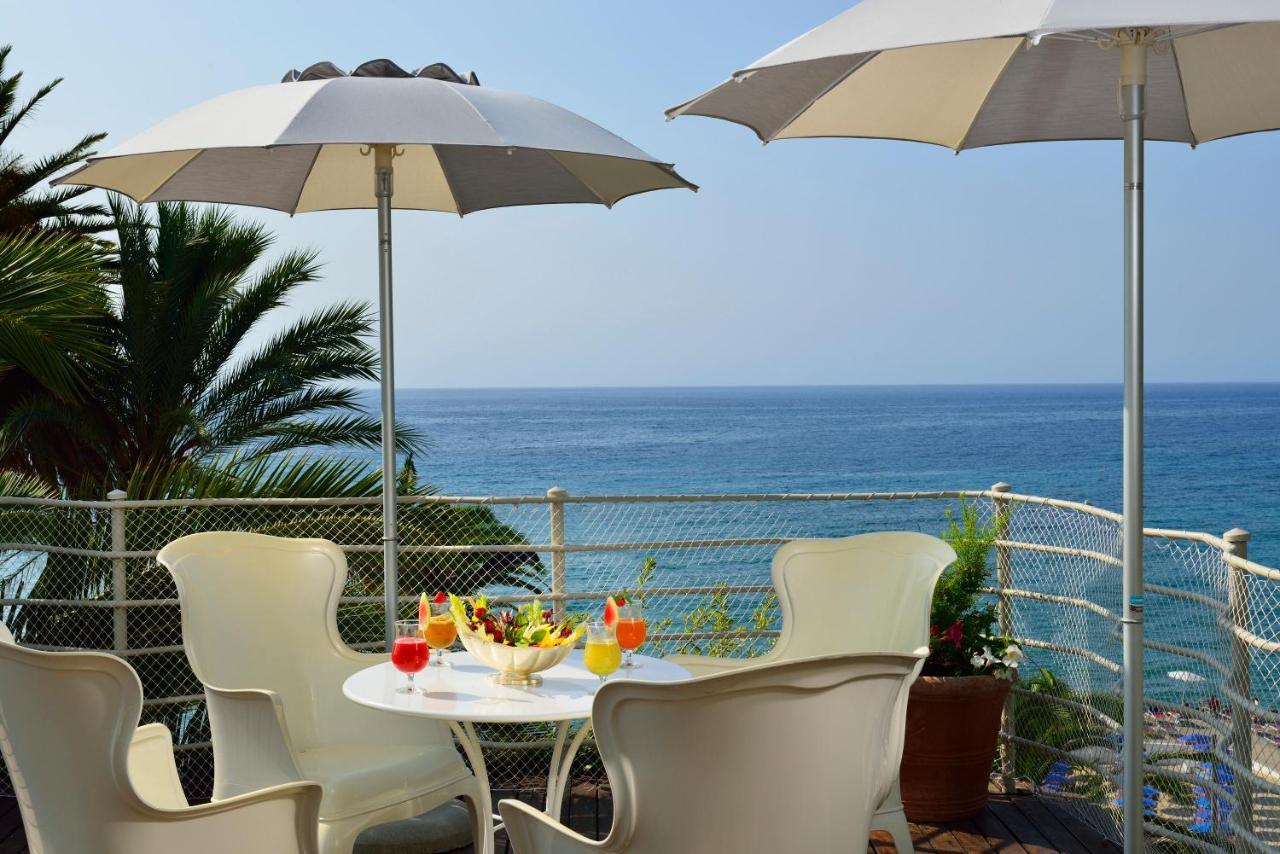 Royal Hotel Sanremo Luaran gambar View from the hotel